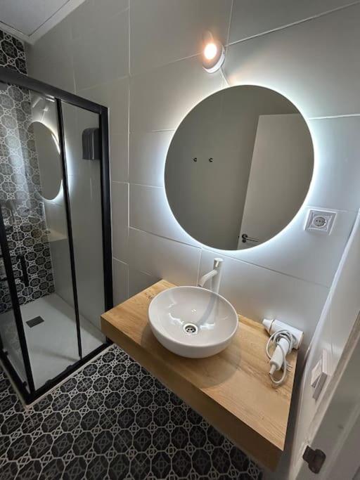 Apartamento Recien Reformado Con 5 Habitaciones Y 3 Banos 马德里 外观 照片